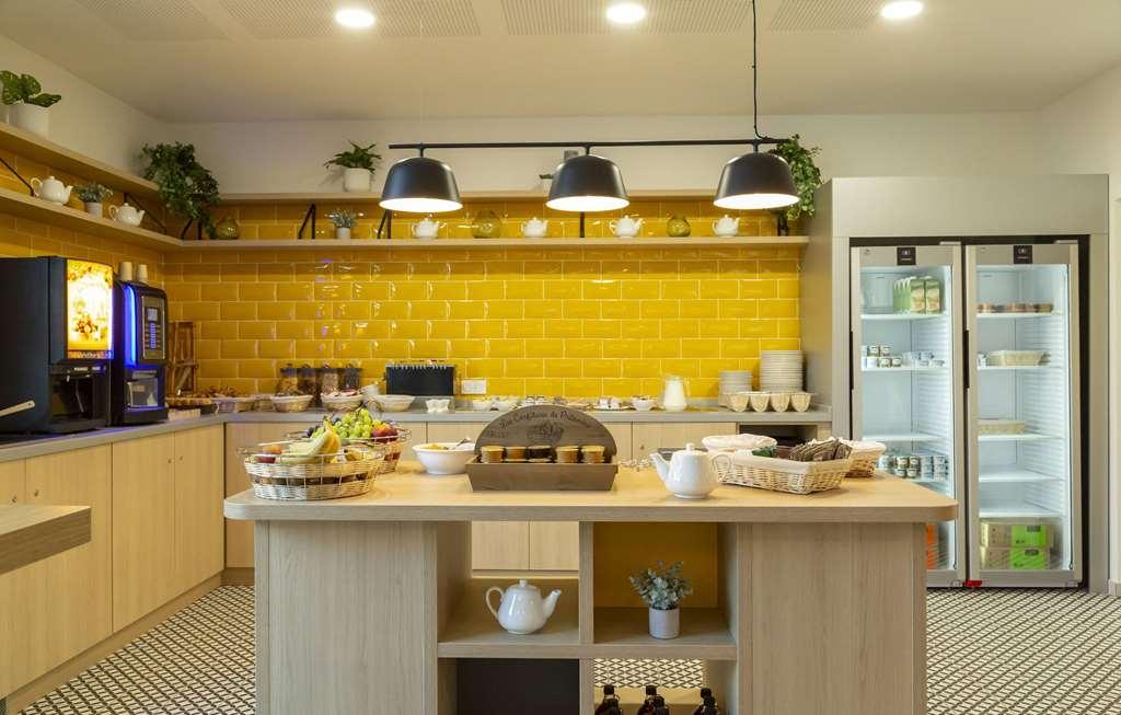 Appart Hotel Odalys City Le Havre Centre Ristorante foto